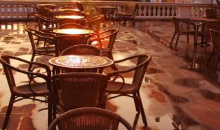 夕阳染红的街道图片 夕阳染红的街道图片